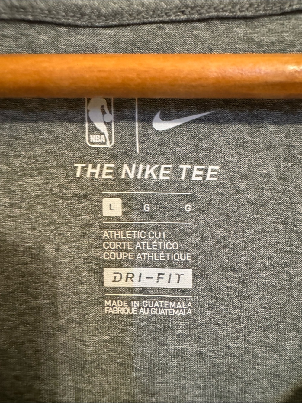 Women’s Nike Mavs V-Neck - Picture 3 of 5